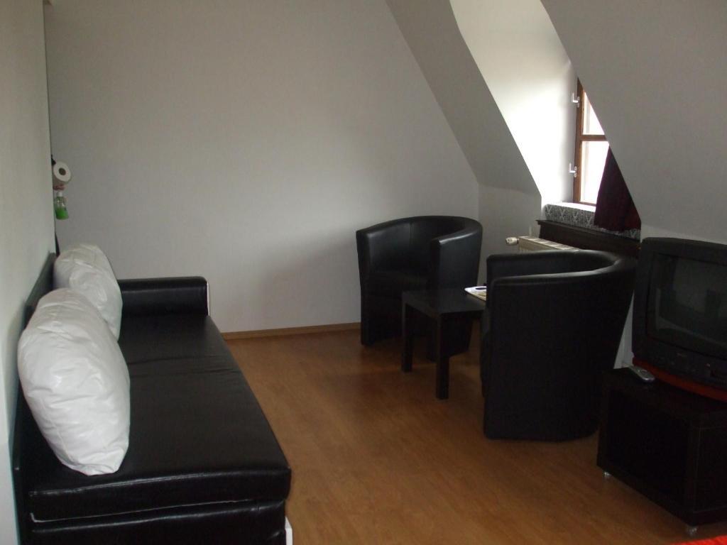Horvath Fogado Panzio Hotel Szentendre Room photo